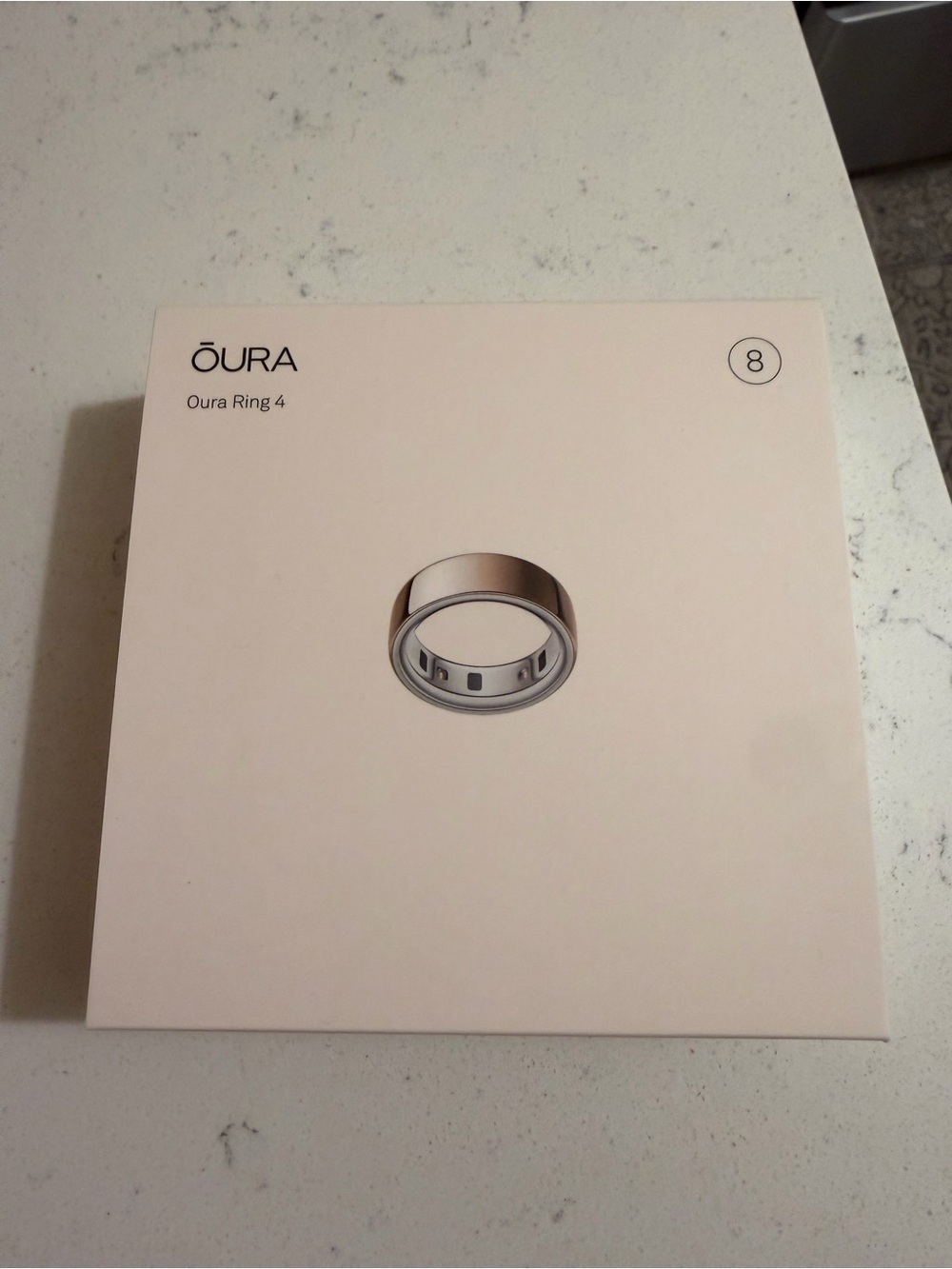 Ōura Ring 4 in Silver/Grey (Size 8)